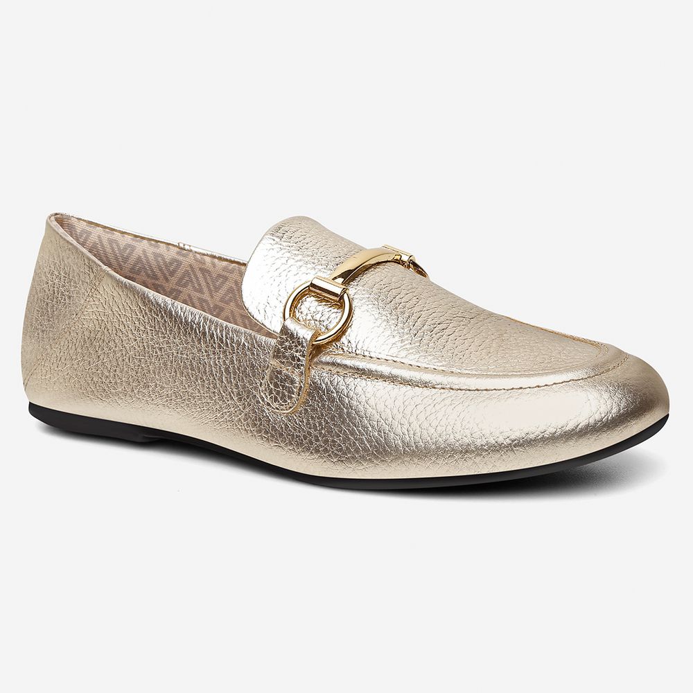 Mocassim Feminino Vittal Aurora em Couro Legítimo Ouro com Fivela Dourada