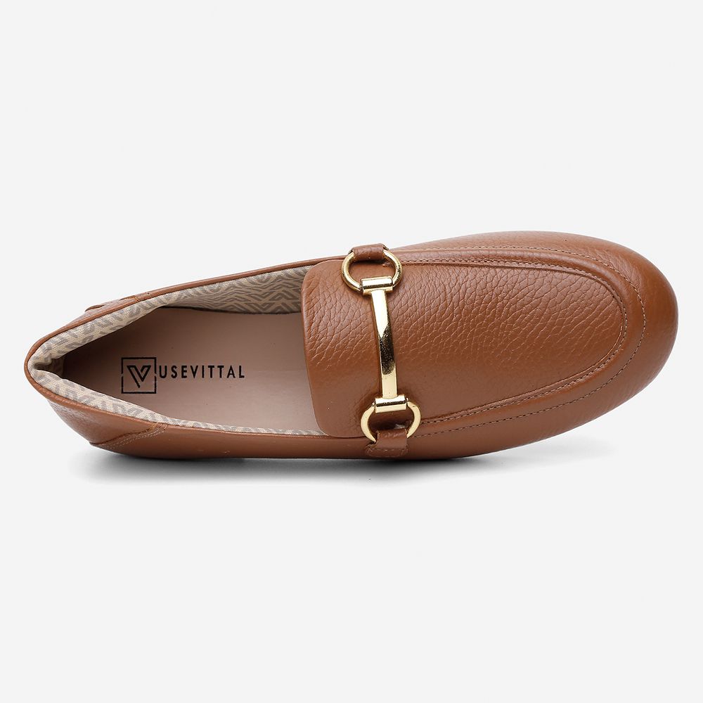 Mocassim Feminino Vittal Aurora em Couro Legítimo Caramelo com Fivela Dourada