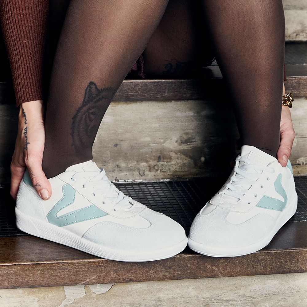 Tênis Feminino Em Couro Vittal Estela Branco e Azul