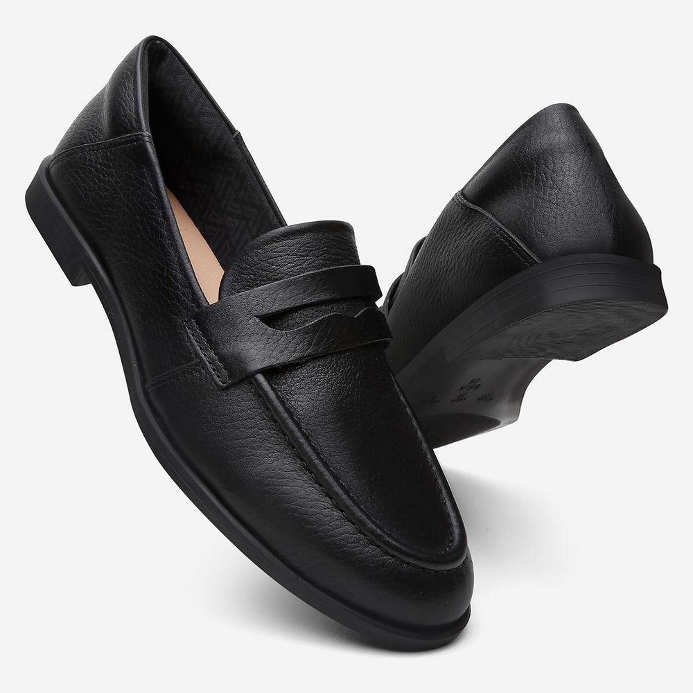 Mocassim Feminino Vittal Gia em Couro Legítimo Preto Olho de Gato