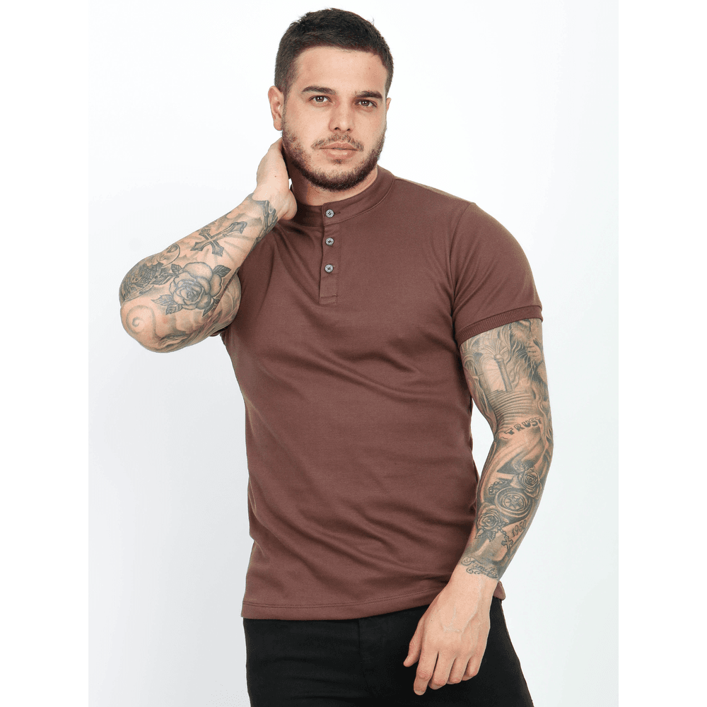 Camiseta Masculina Henley Gola Padre Marrom Suedine Slim Fit