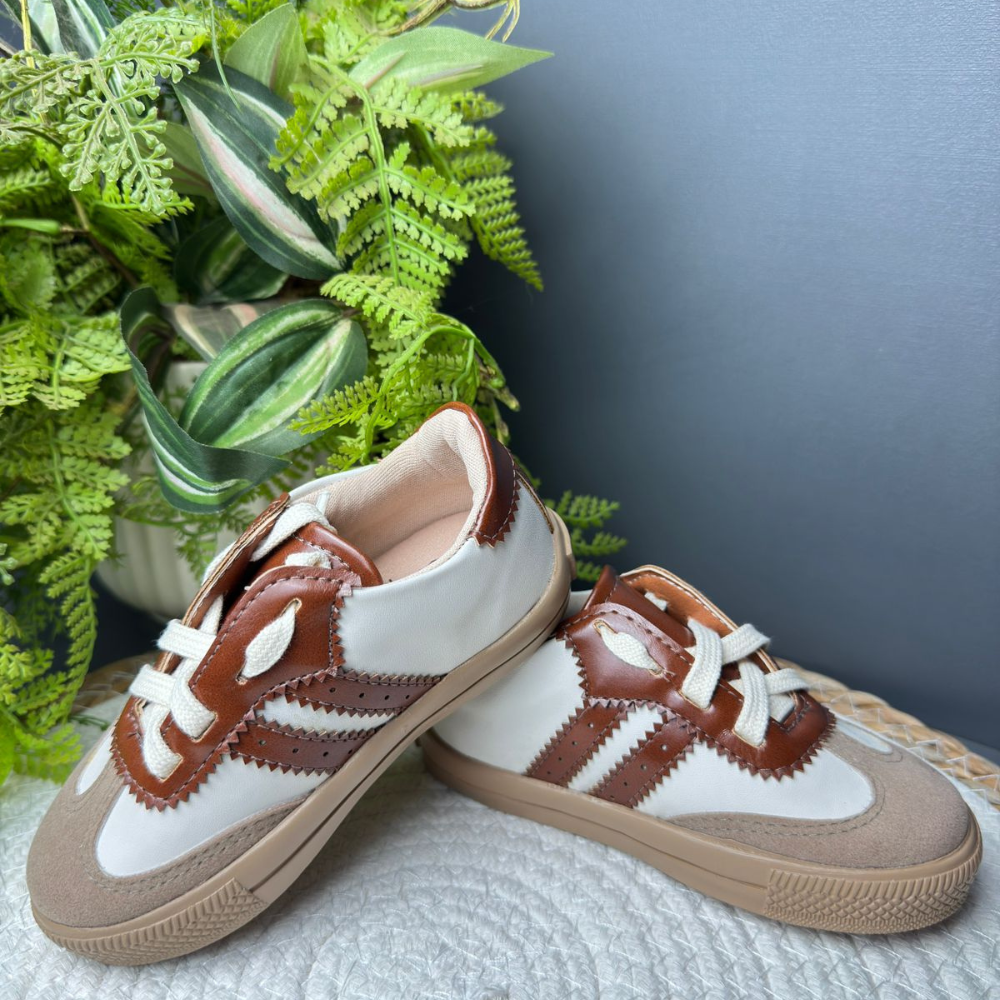 Tênis Infantil Listras Marrom - ROMEO & CATARINA KIDS
