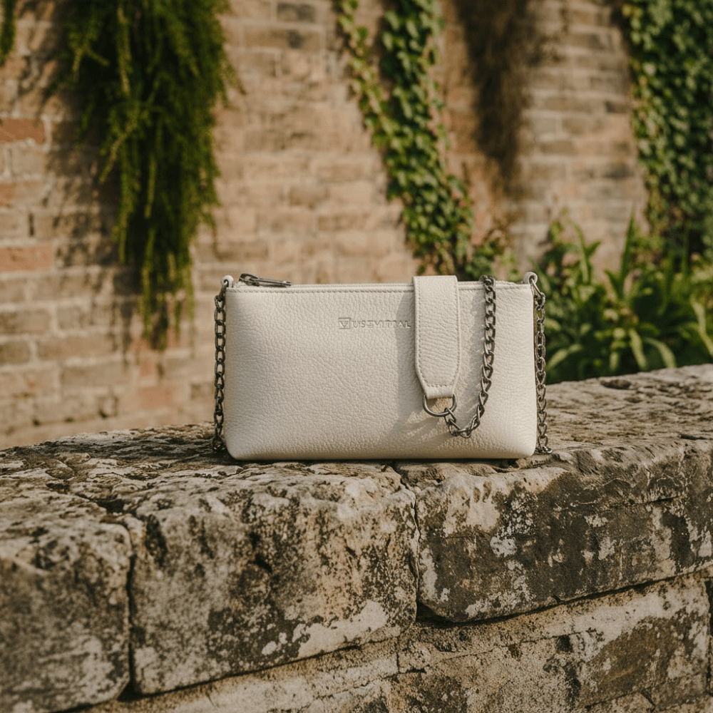 Bolsa Feminina Vittal Clutch Annelise em Couro Legitimo OffWhite Alça Corrente