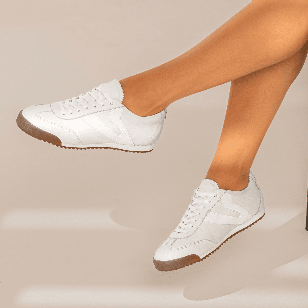 Tênis Feminino Couro Legítimo Naomi Branco Casual Vittal Clássico Retrô