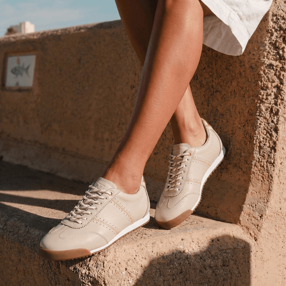 Tênis Feminino Vittal Viviane em Couro Legítimo Offwhite com 3 Cadarços