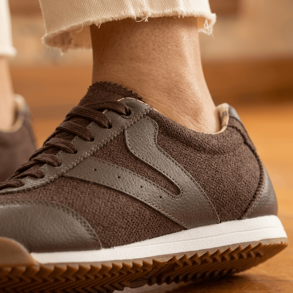 Tênis Feminino Couro Legítimo Naomi Café Casual Vittal Clássico Retrô 