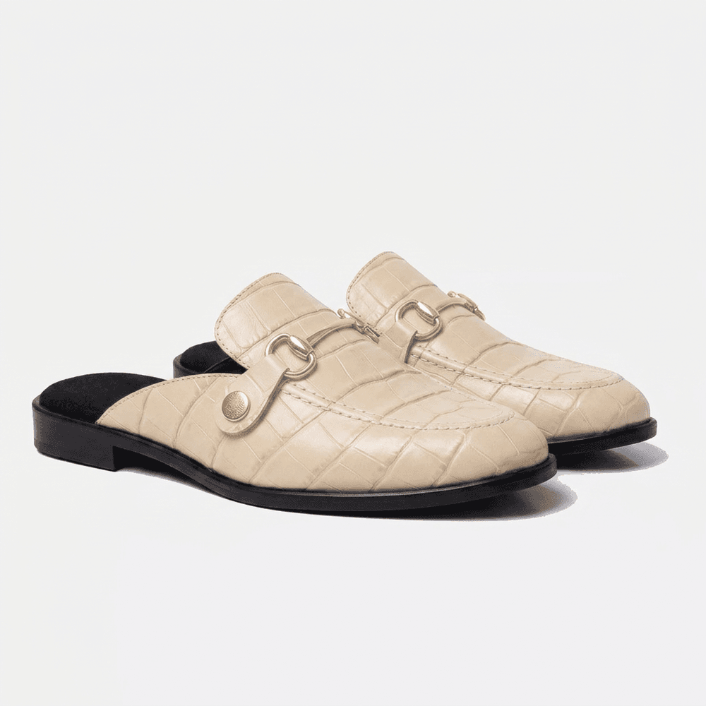 Mule Feminino Vittal Luana em Couro Legítimo OffWhite Croco com 2 Fivelas Removíveis