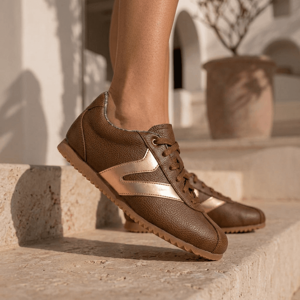Tênis Feminino Couro Legítimo Naomi Caramelo com Rosê Casual Vittal Clássico Retrô