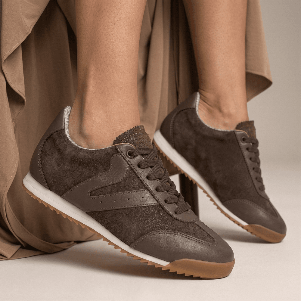 Tênis Feminino Couro Legítimo Naomi Café Casual Vittal Clássico Retrô 