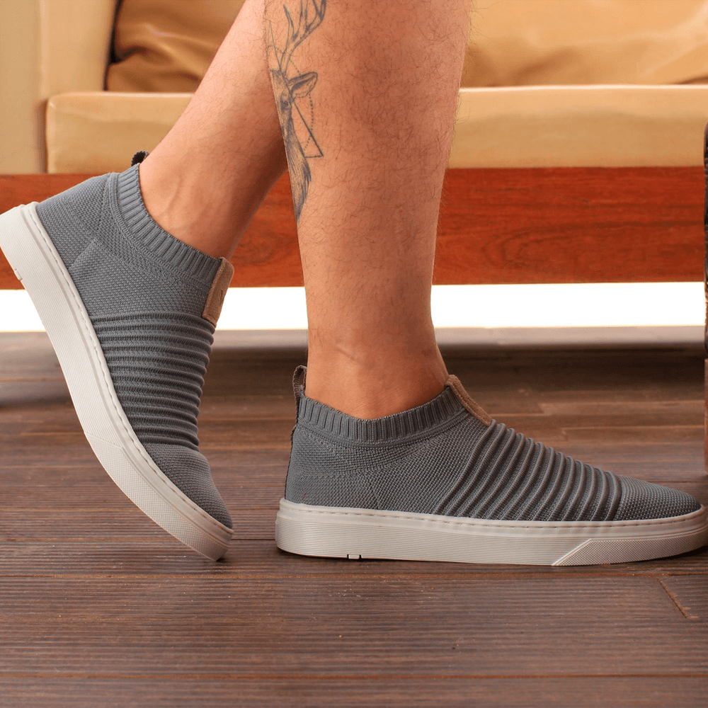 Tênis Casual Knit Bolt Cinza Cinza Walk Easy