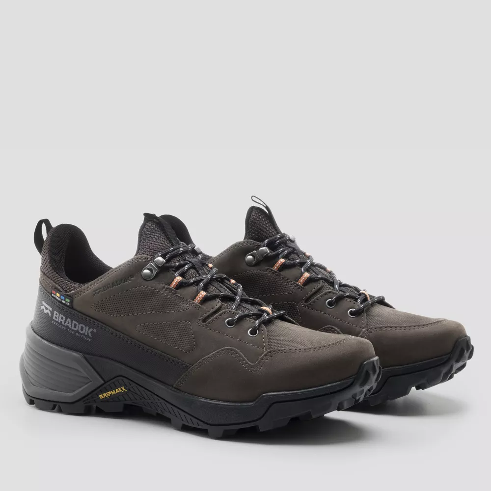 CLANE トレンカ Tênis Haka Trail Lw Brown