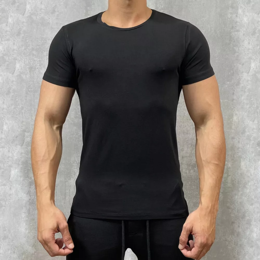 Camiseta Preta Slim Manga Curta Gola Redonda Casual Premium
