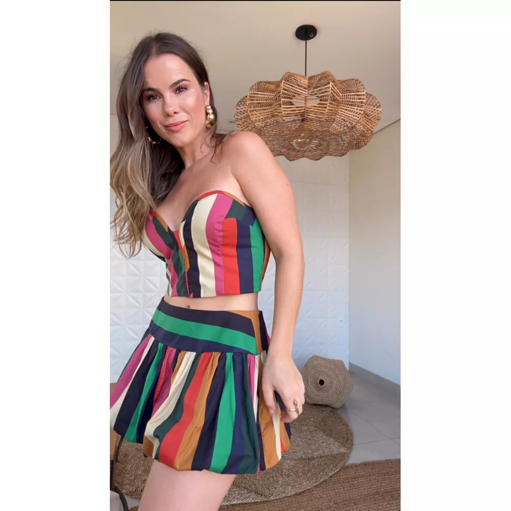 Short Saia Listra Onda Estampado