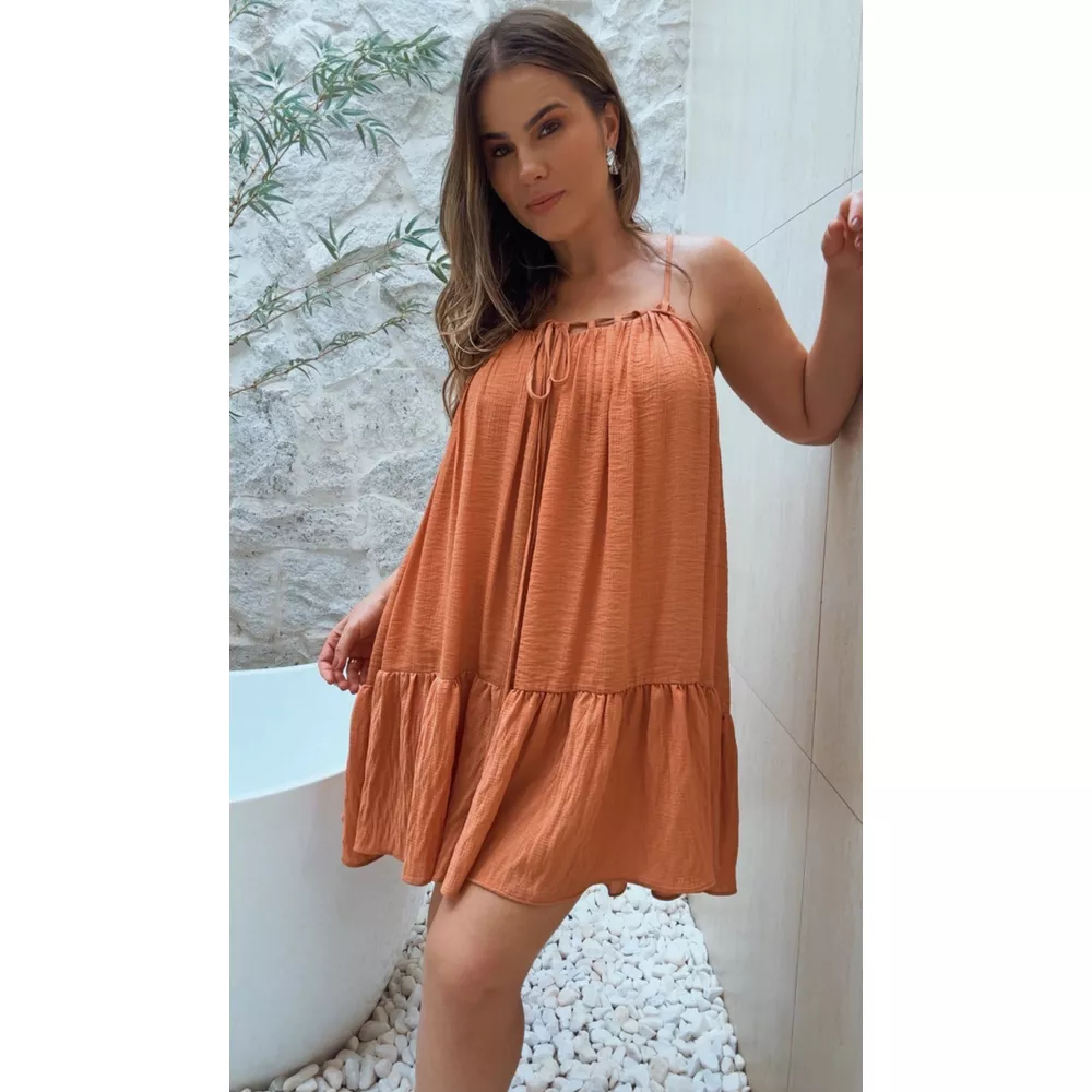 Vestido Curto Cindy Chiclé Caramelo