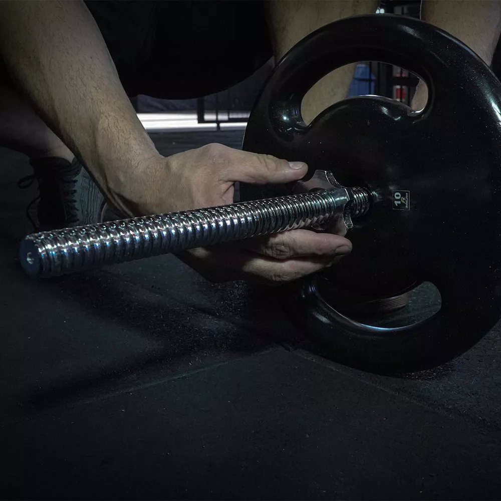 Barra de Musculação Reta Com Rosca Maciça Recartilhada 150 cm - Consport 