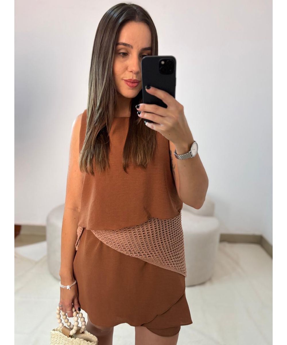 Macaquinho Sara Marrom - Lilita Concept