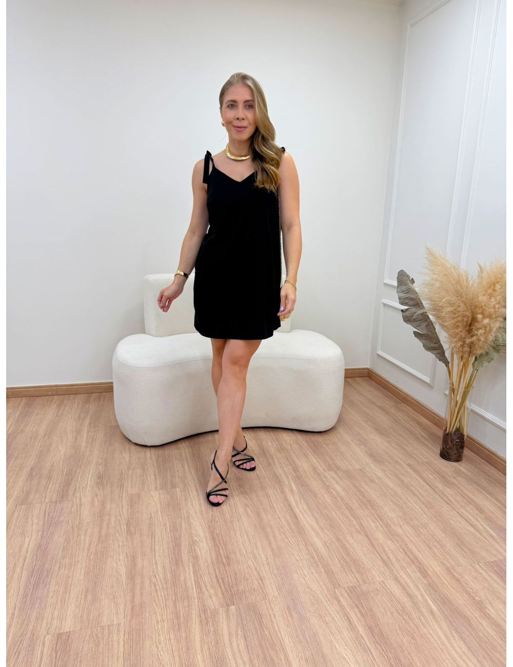 Vestido Kiara Curto Preto - Ana G Store