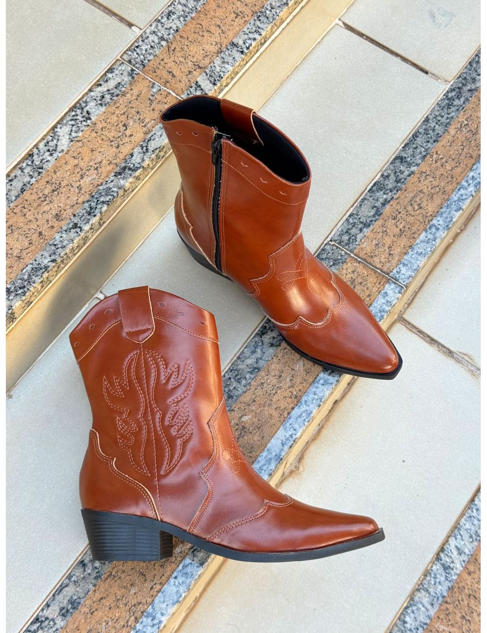 Bota Ana Caramelo - Ana G Store