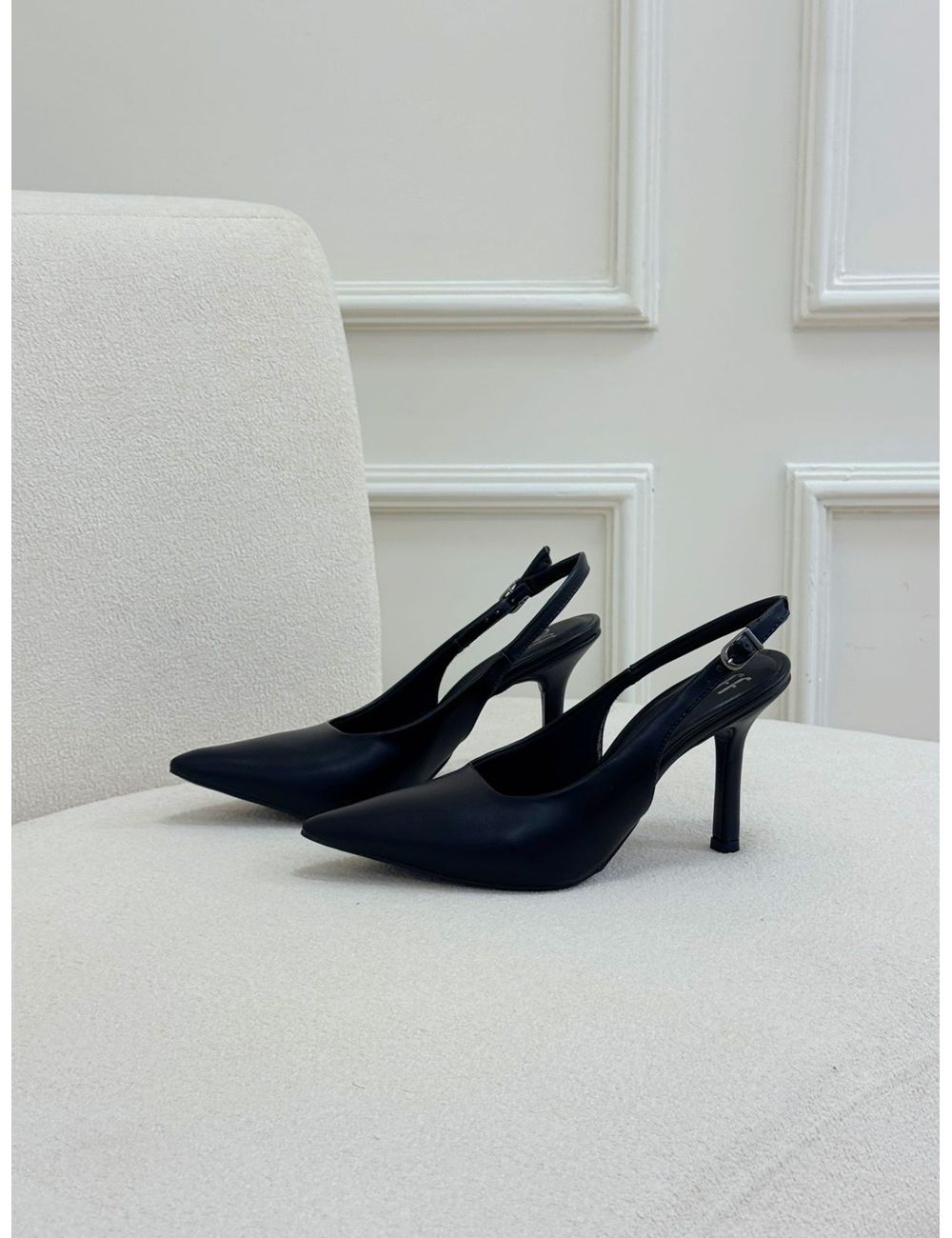 Scarpin Catarina Preto - Ana G Store