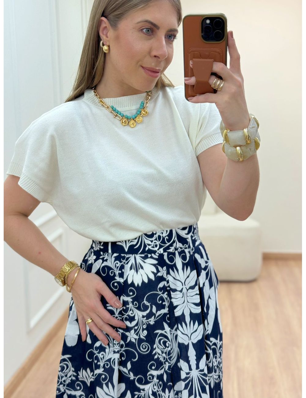 Blusa Malu Gola Redonda Branca - Ana G Store