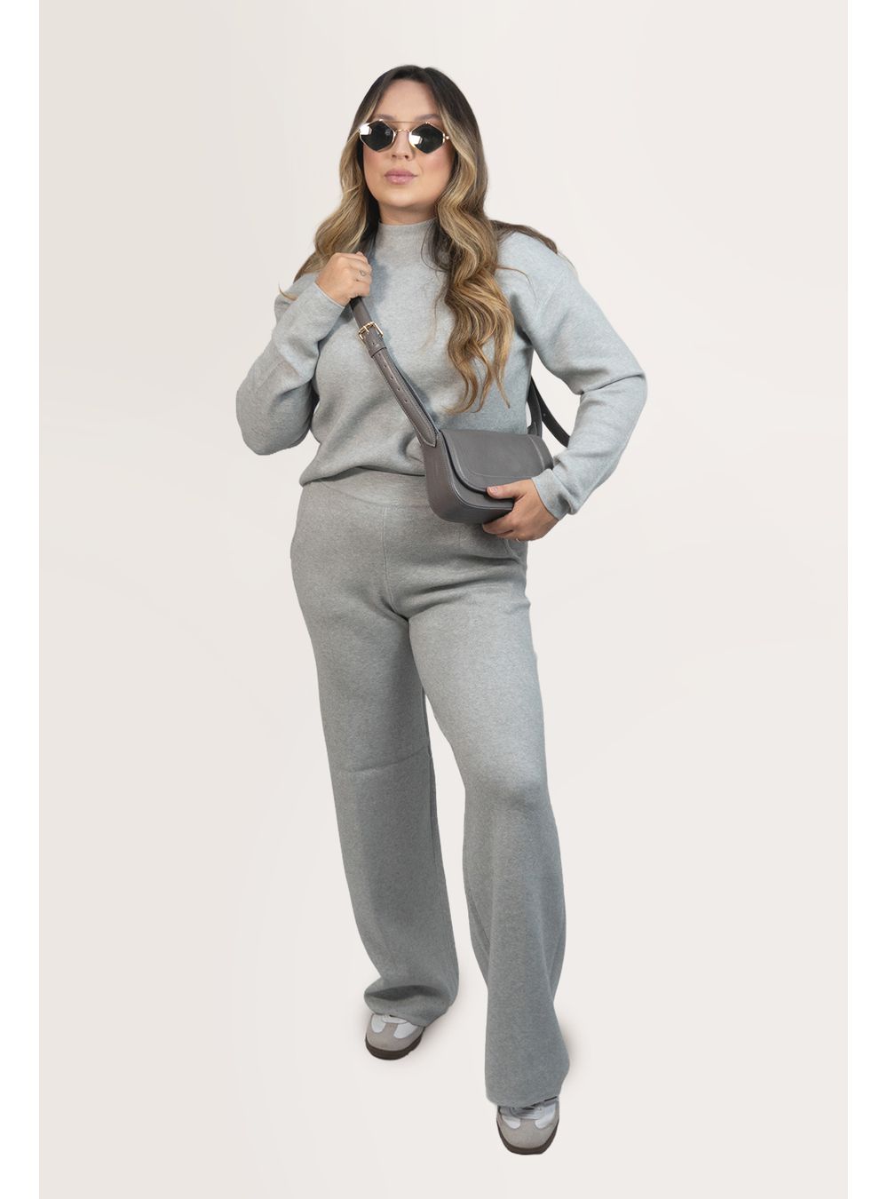 CONJUNTO VIVIENNE CINZA - EFFE