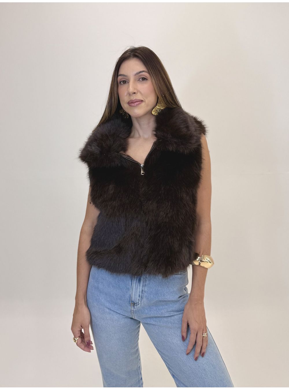 COLETE DE PELO MAJU MARROM - EFFE