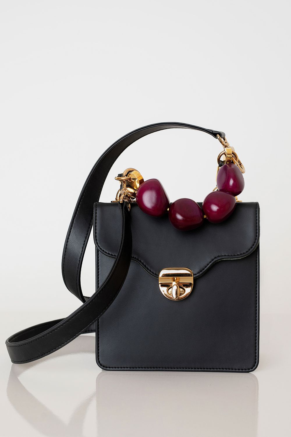 Bolsa Modelo Vitta Petal Preta - ANIFREE