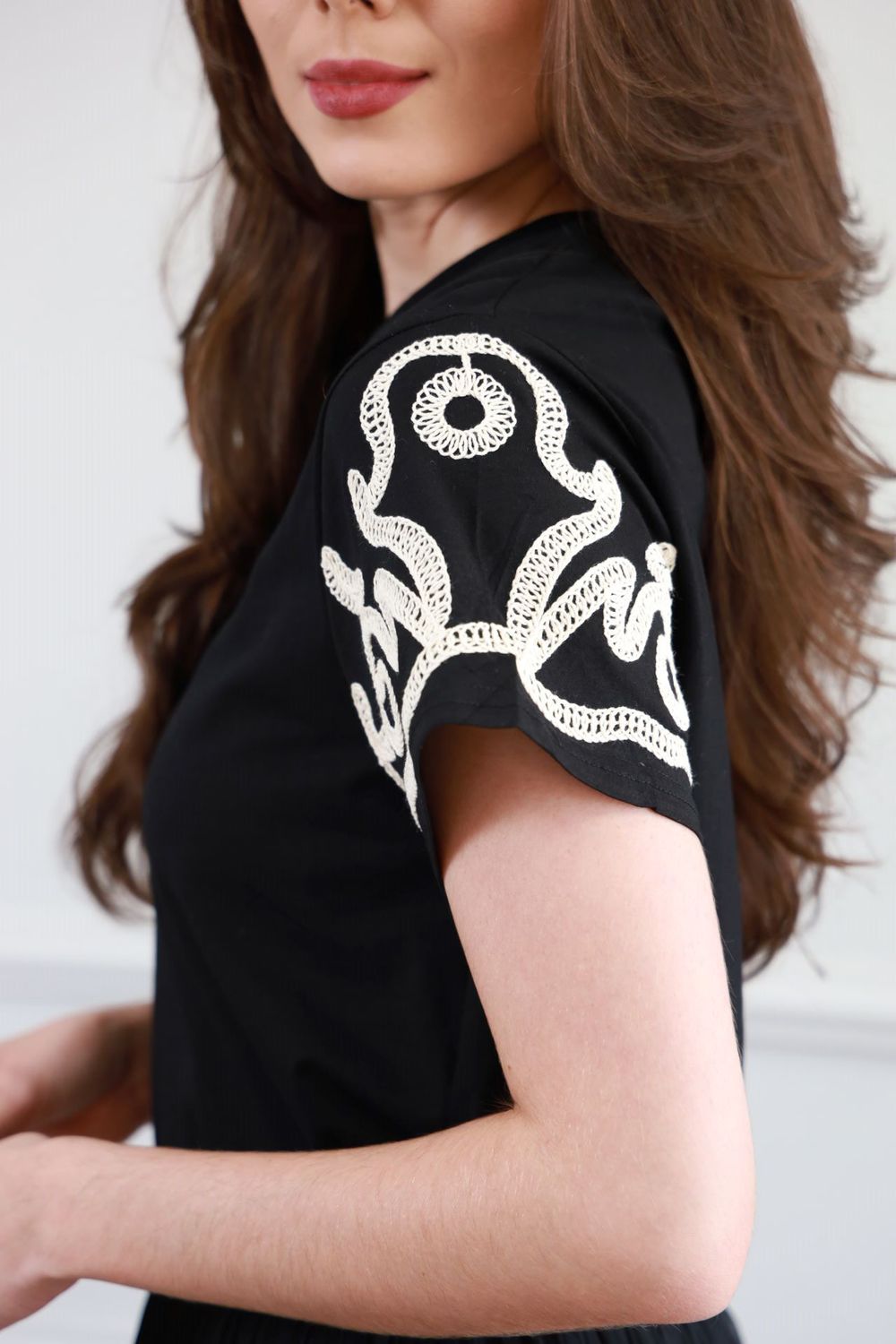 T Shirt detalhe bordado - Preto