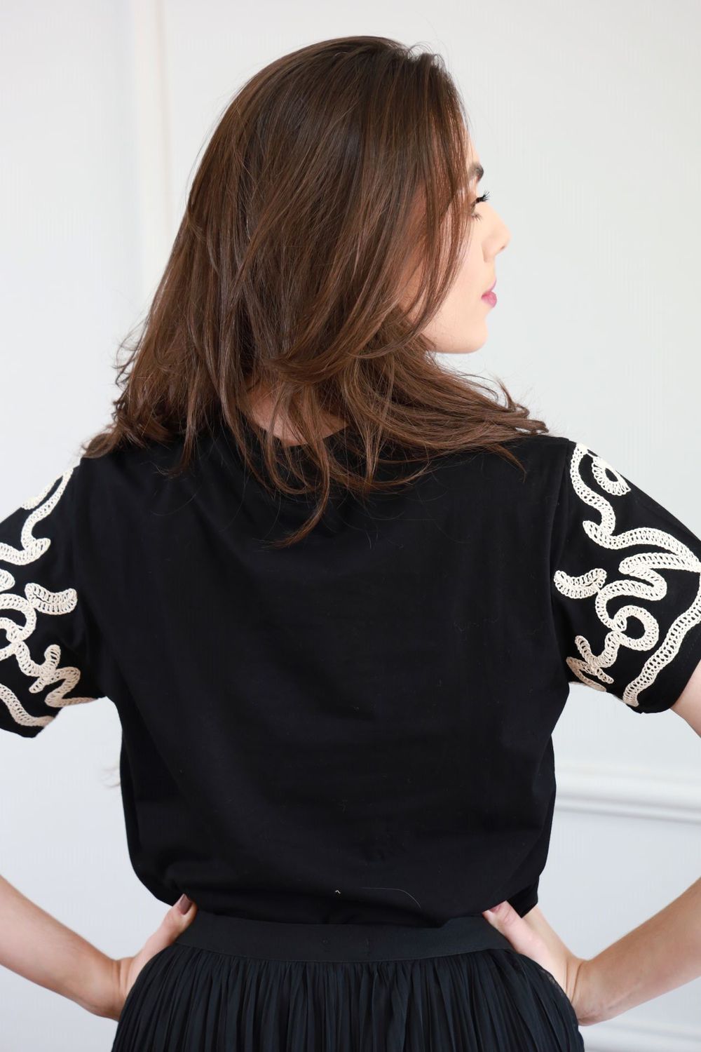 T Shirt detalhe bordado - Preto