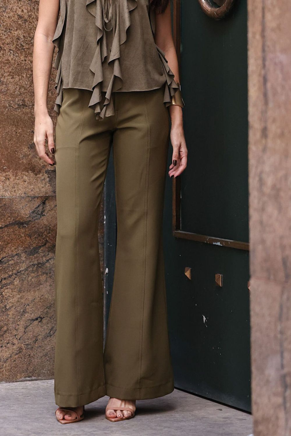 Calça Flare Recortes - Verde
