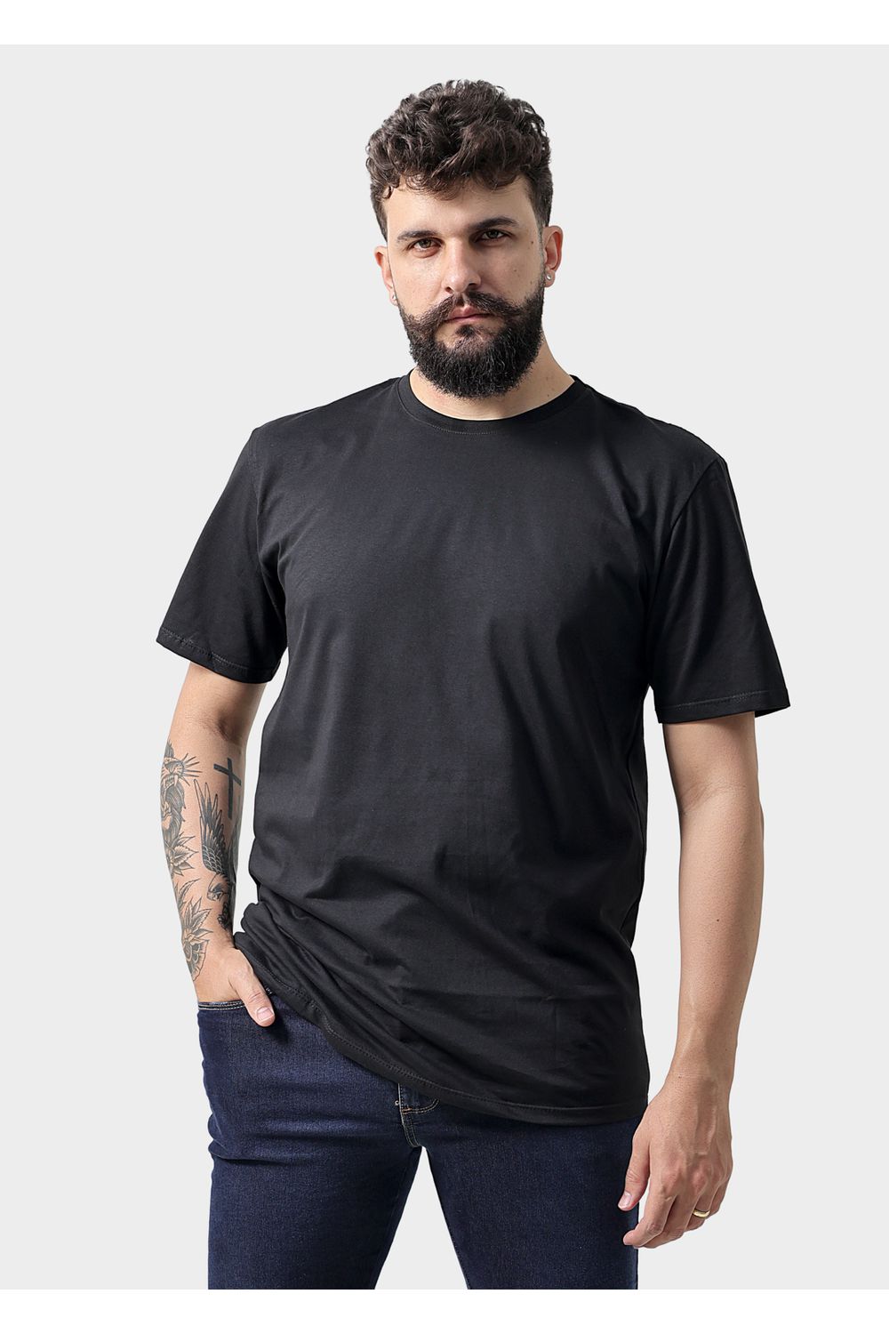 Camiseta Masculina Básica Lisa Preta