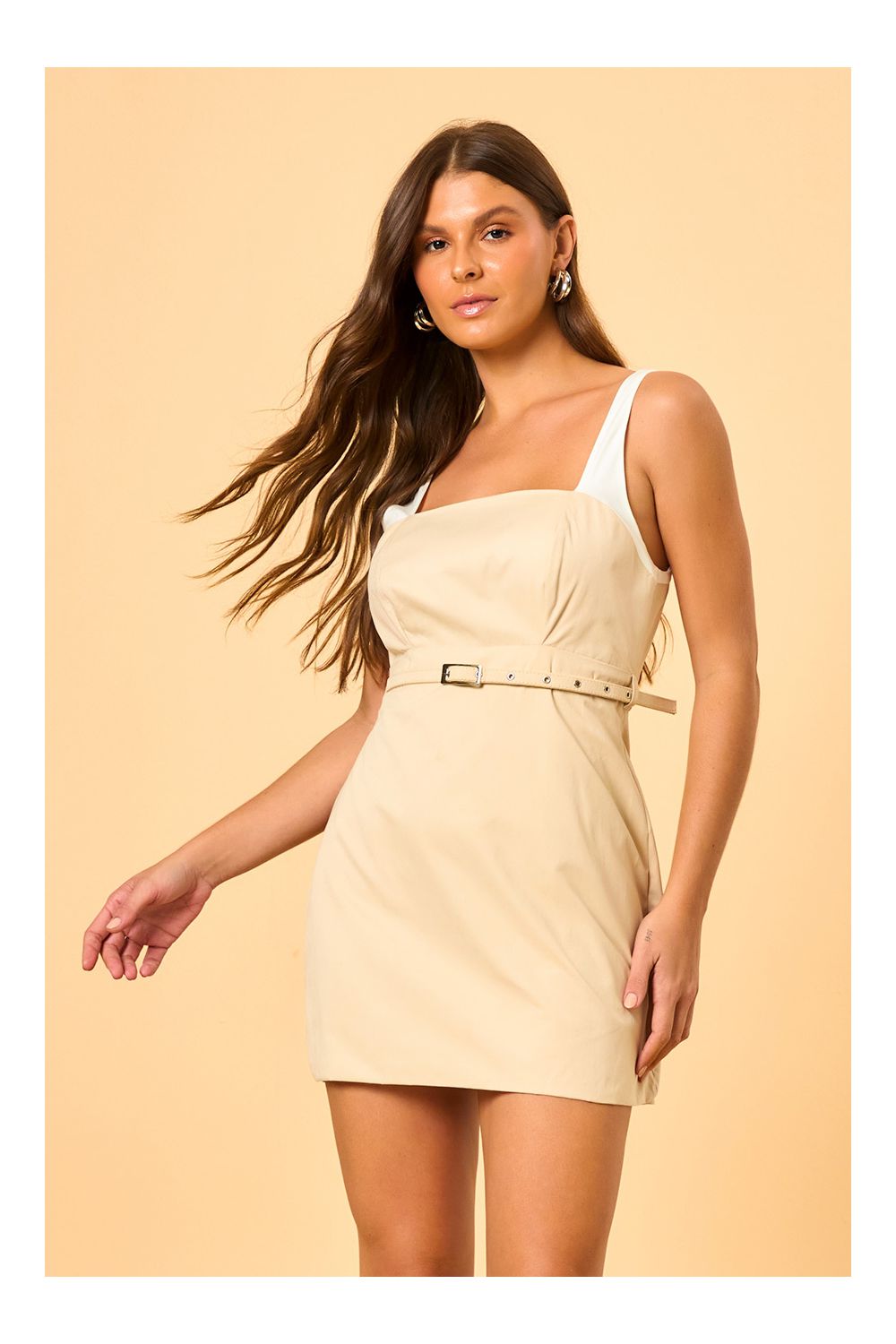 Vestido Dulce: Elegncia e Sofisticao em Modelagem Tubinho | Versos Denim