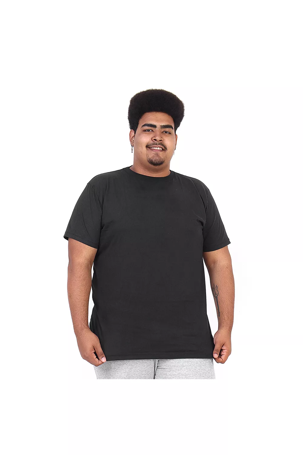 Camiseta Masculina Básica Plus Size Preta - Techmalhas
