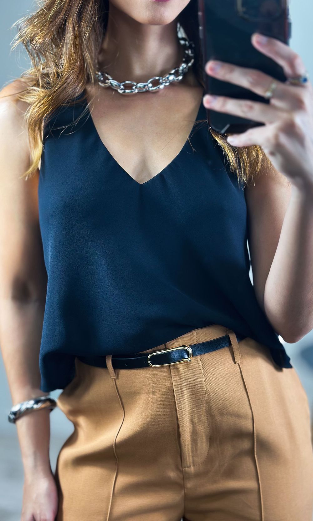 Regata Crepe com Decote V Edna - Preto - Jack Modas, Moda Feminina e Acessórios 