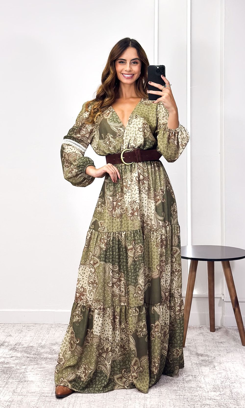 Vestido Longo Crepe Paisley com Manga - Verde Oliva