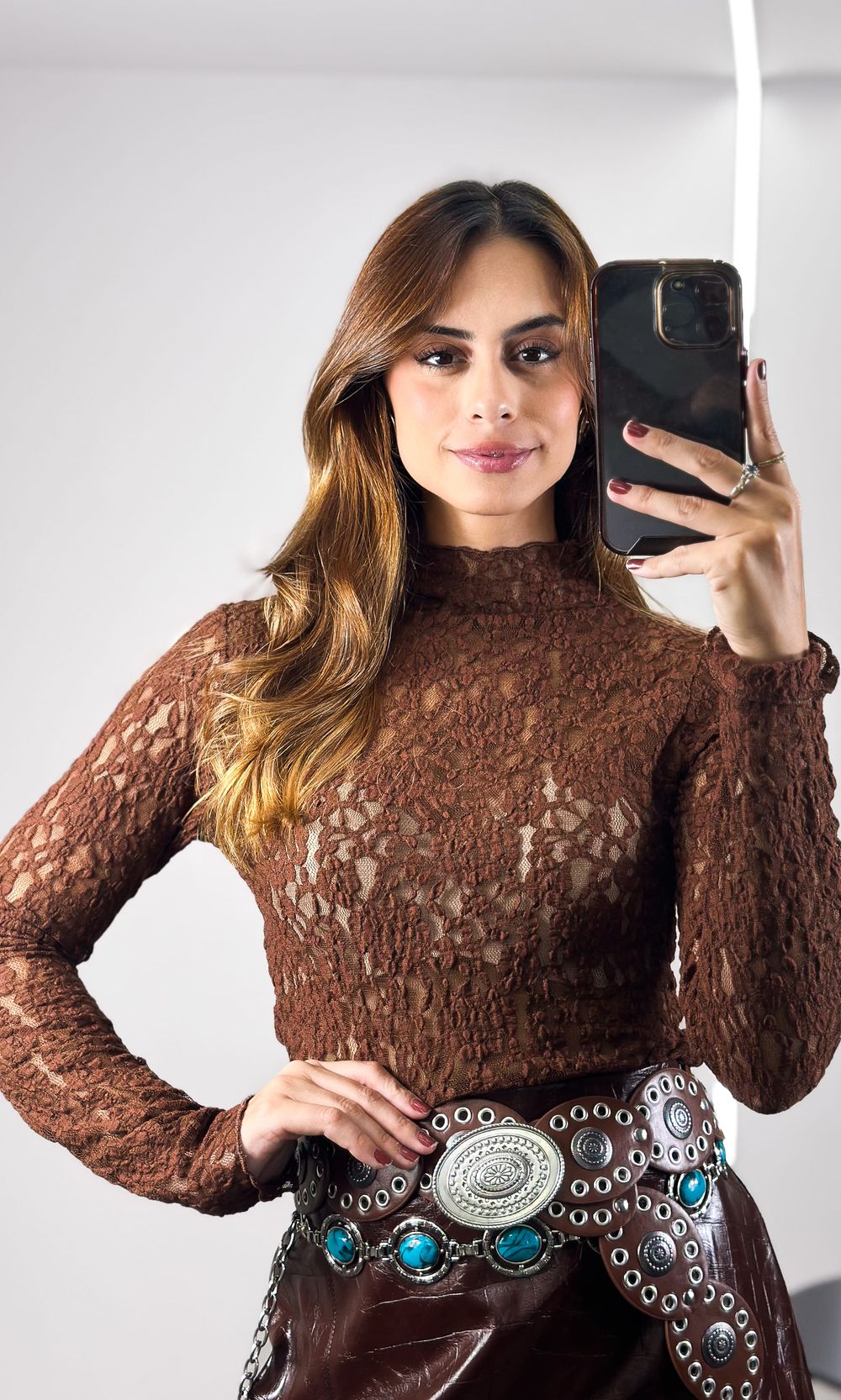 Blusa Rendada Gola Alta - Marrom - Jack Modas, Moda Feminina e Acessórios 