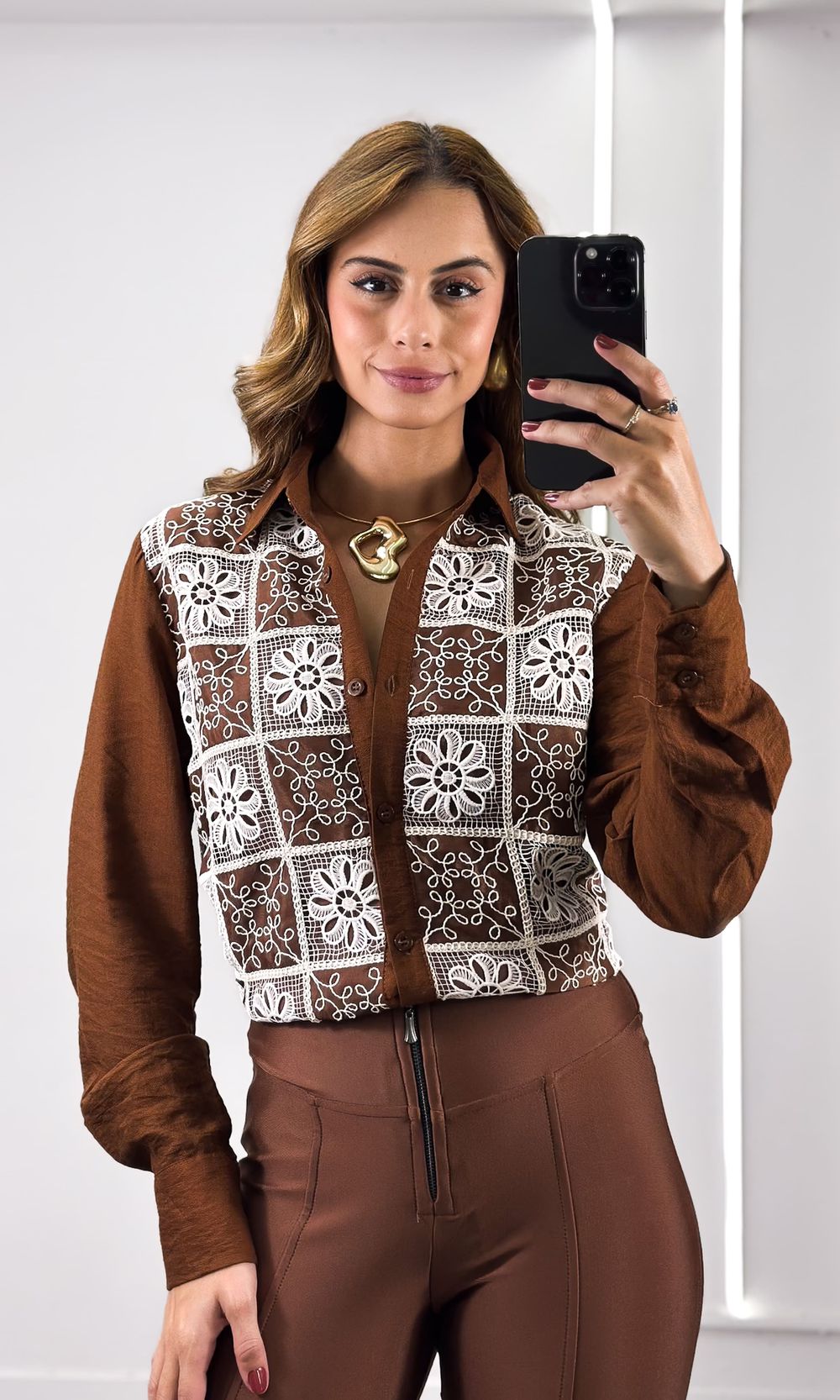 Camisa Bordado Quadriculado - Marrom