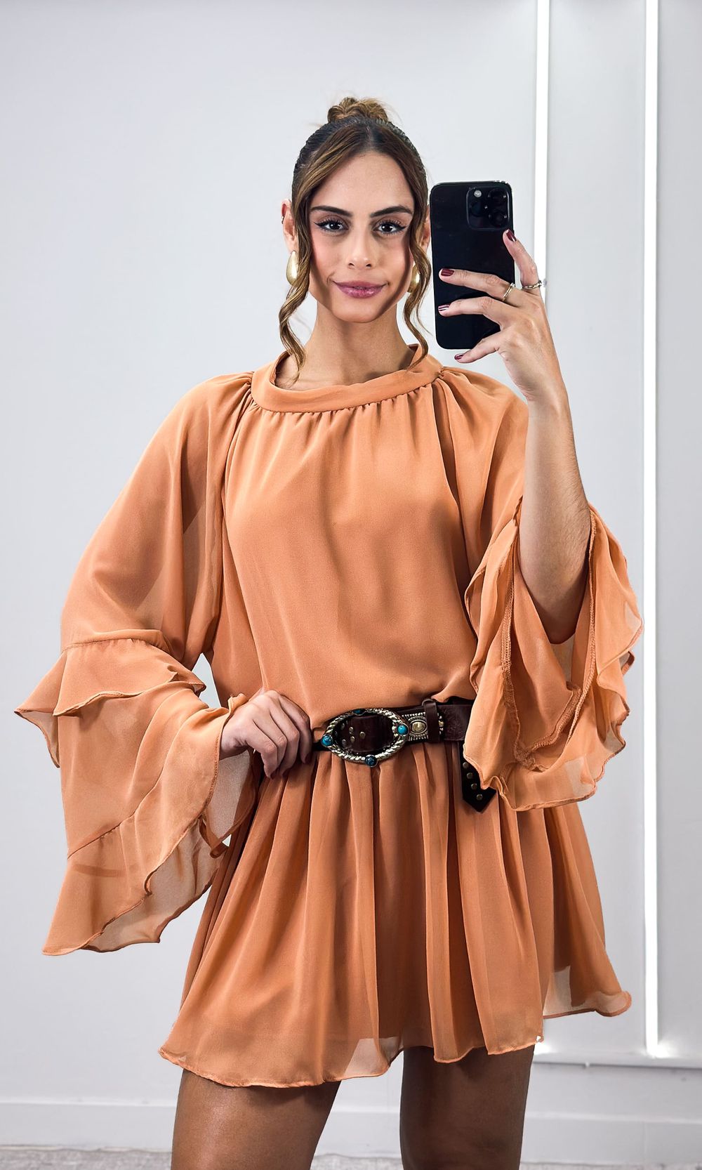 Macaquinho Crepe Manga Manga Babados - Salmão - Jack Modas, Moda Feminina e Acessórios 