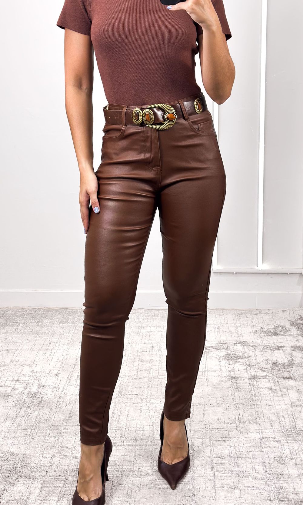 Calça Skinny Resinada - Marrom - Jack Modas, Moda Feminina e Acessórios 