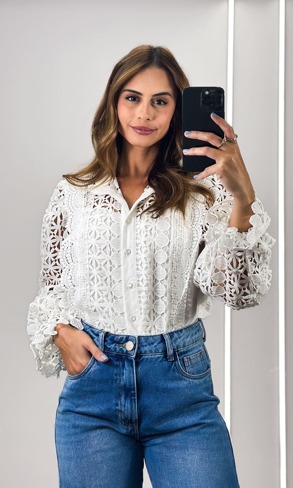 Camisa Manga e Gola Guipir - Branco - Jack Modas, Moda Feminina e Acessórios 