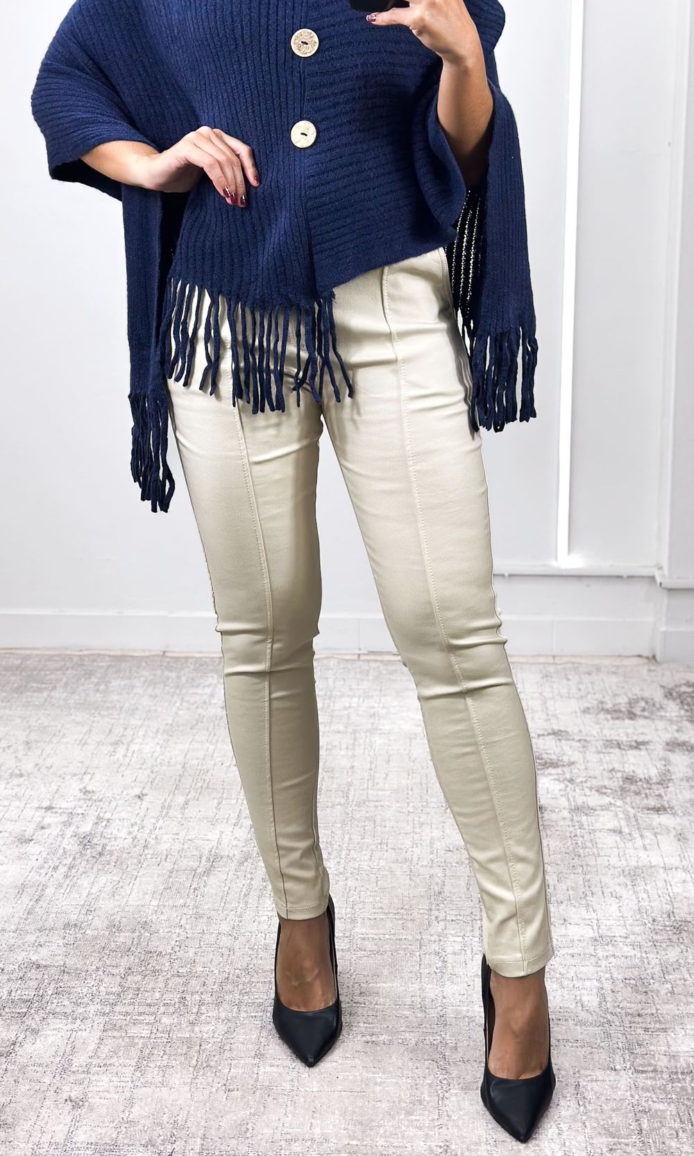Calça Skinny Resinada Cinto Strass - Bege - Jack Modas, Moda Feminina e Acessórios 