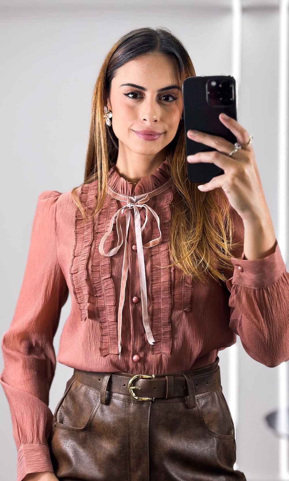Camisa Crepe Gola Drapeada - Marrom