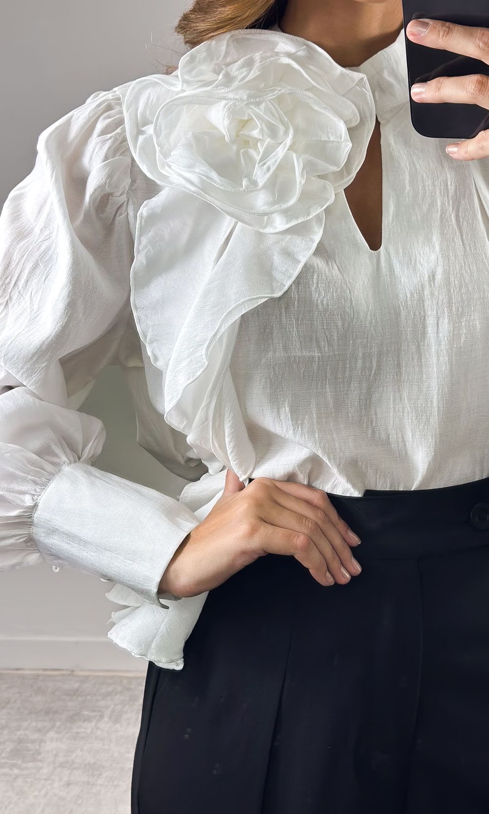 Blusa Crepe babados Lateral - Branco - Jack Modas, Moda Feminina e Acessórios 