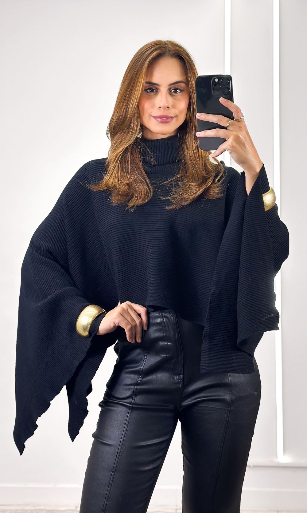 Blusa Ampla Tricô Eloá Golão - Preto - Jack Modas, Moda Feminina e Acessórios 
