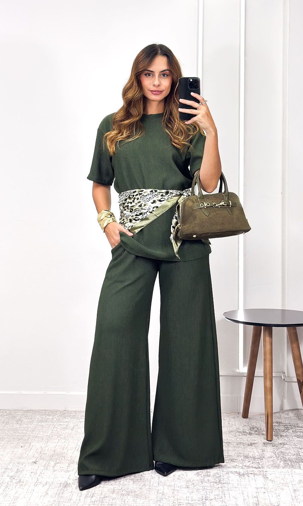 Conjunto Texturizado Blusa e Calça - Verde Escuro