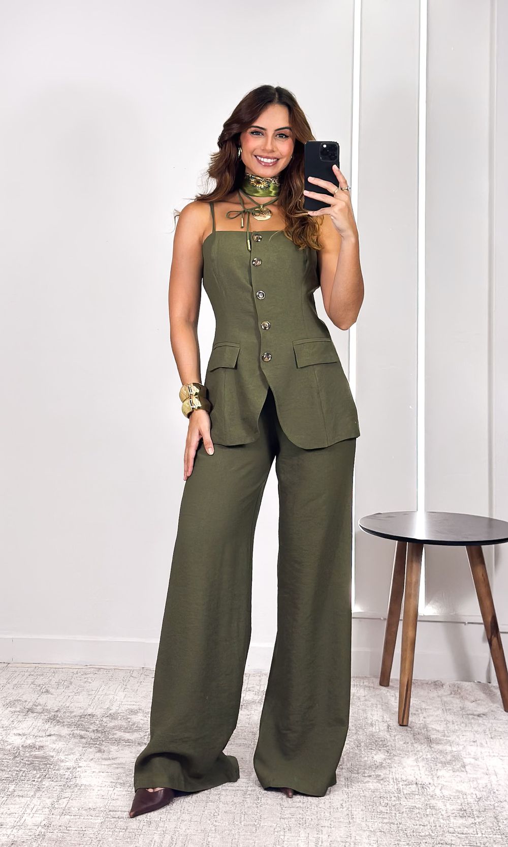 Conjunto Colete Alongado com Alça e Calça - Verde Oliva