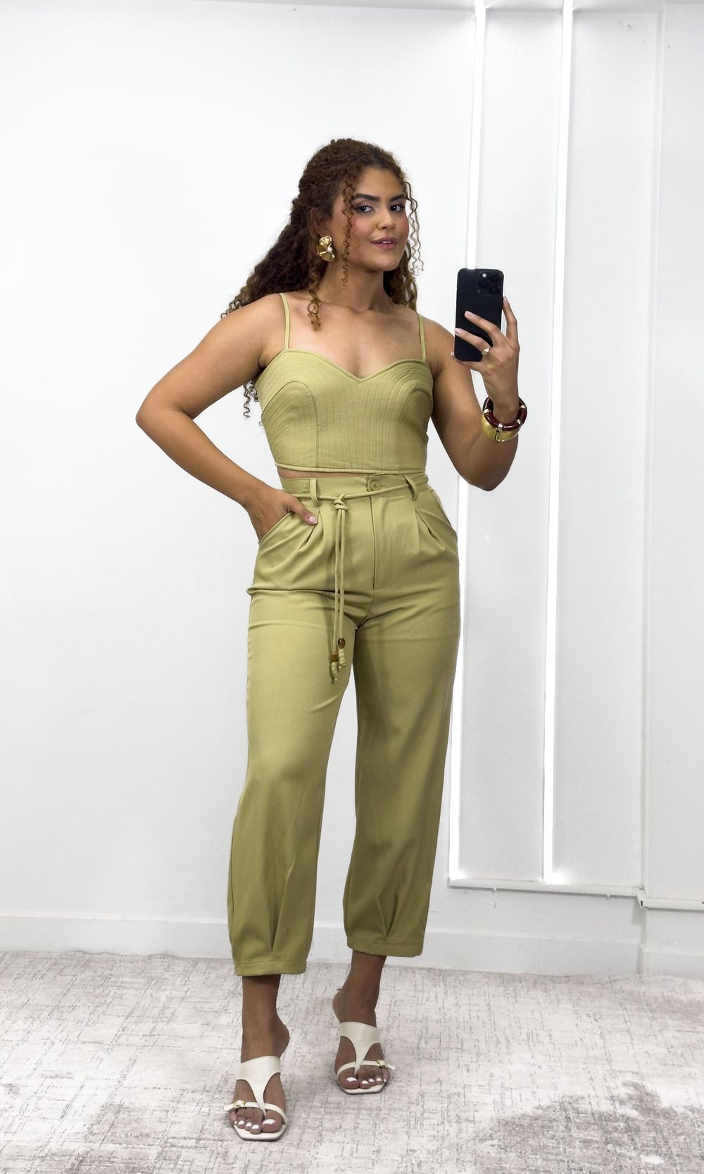 Conjunto Cropped e Calça Cenoura - Verde Oliva - Jack Modas, Moda Feminina e Acessórios 