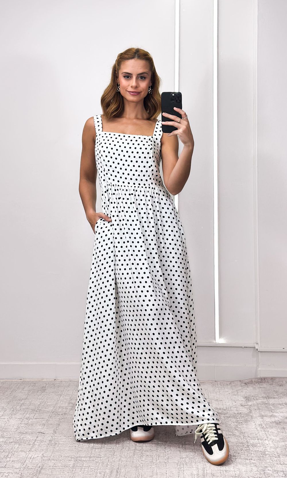 Vestido Godê Poá Pequeno - Branco/Preto - Jack Modas, Moda Feminina e Acessórios 