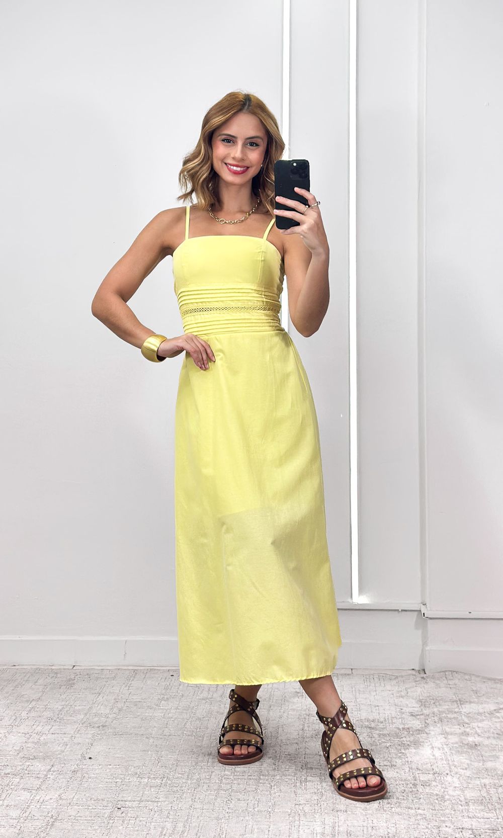Vestido Evase Cintura Guipir - Amarelo Candy - Jack Modas, Moda Feminina e Acessórios 