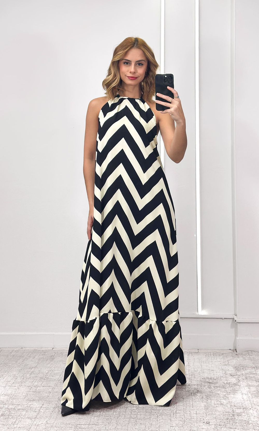 Vestido Amplo Frente Única Chevron - Bege/Preto - Jack Modas, Moda Feminina e Acessórios 